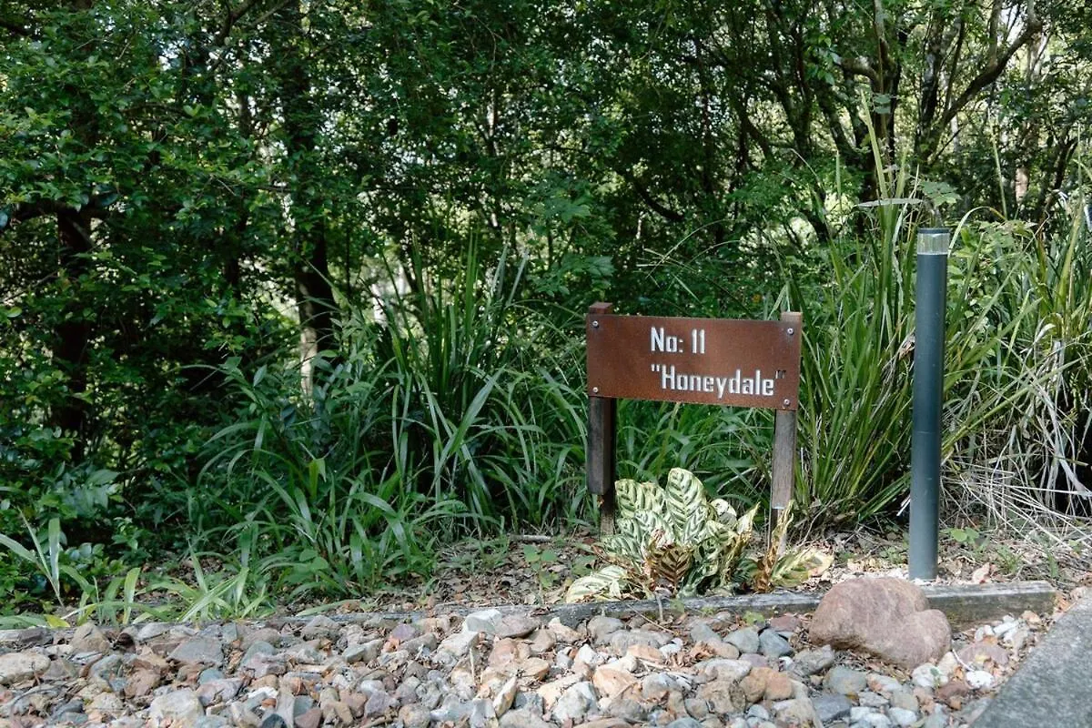 Luxury Hilltop Hideaway Private Outdoor Bath Stunning Hinterland Views Mapleton Australia