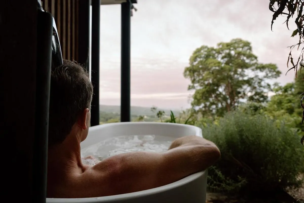 Luxury Hilltop Hideaway Private Outdoor Bath Stunning Hinterland Views Mapleton Hébergement de vacances
